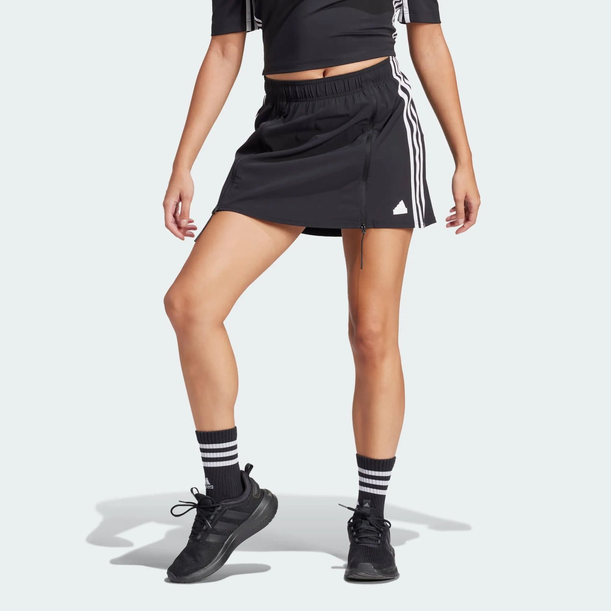 ADIDAS SPORTSWEAR JUPESHORT DE DANSE TISS&EACUTE;E NON GENR&EACUTE;E