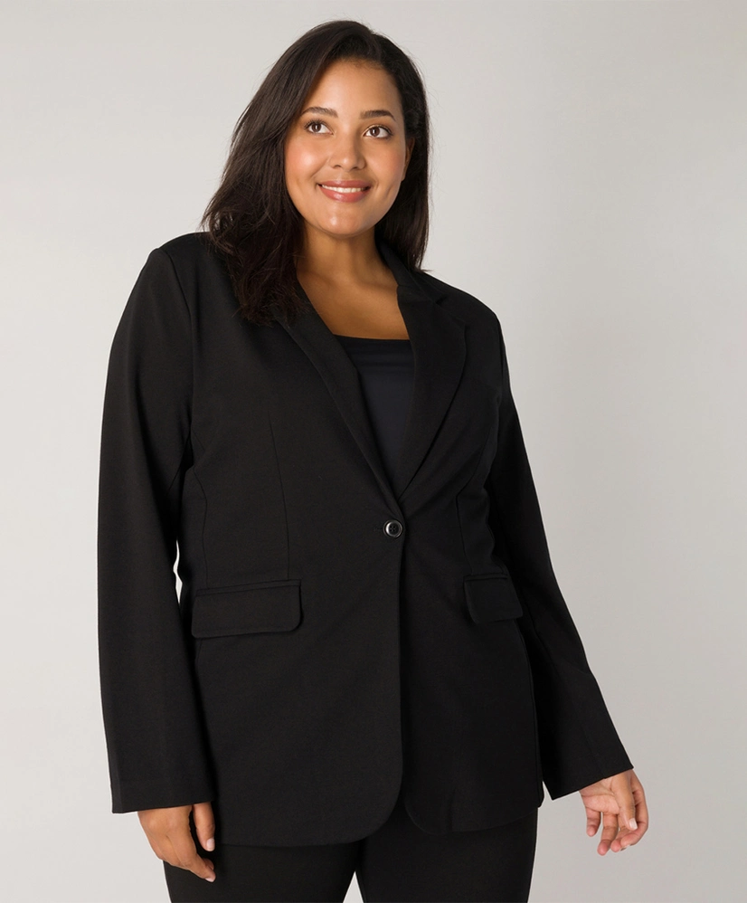 Base Level Curvy Blazer Yacey