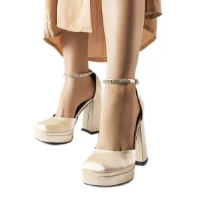 Beige pumps met hoge hak van Elida
