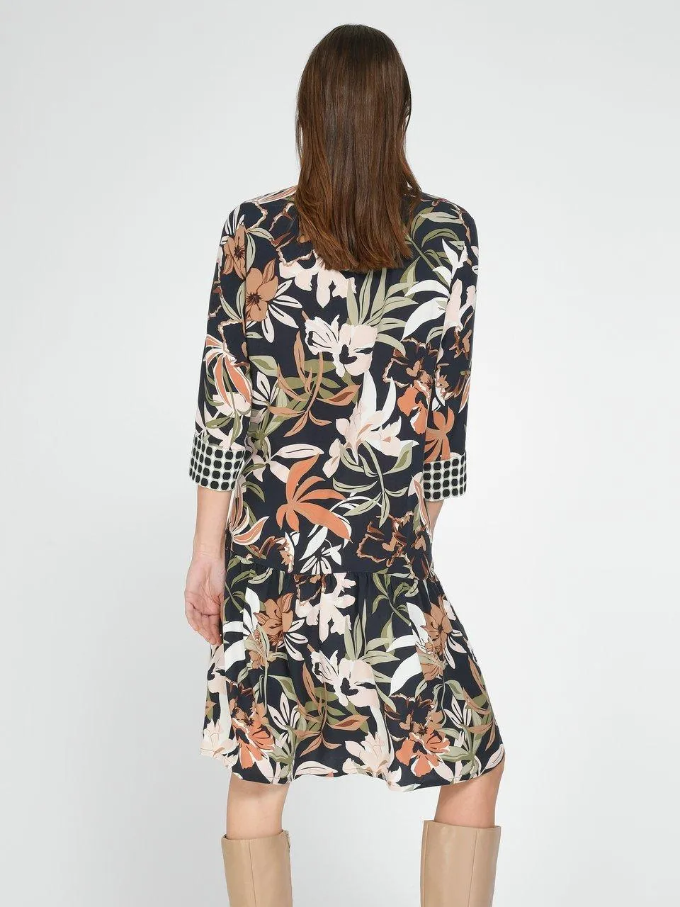 BETTY BARCLAY JURK MET 3/4MOUWEN