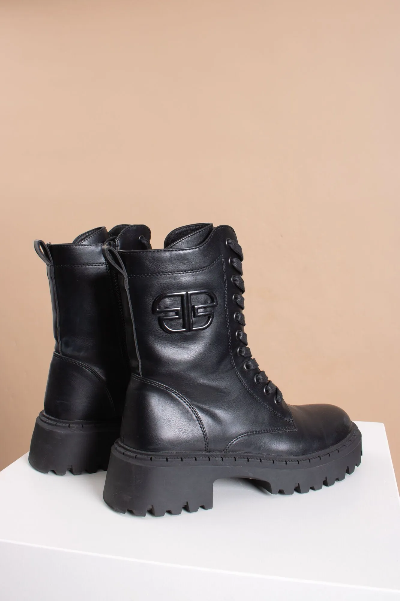 By Hilke Silke Boots