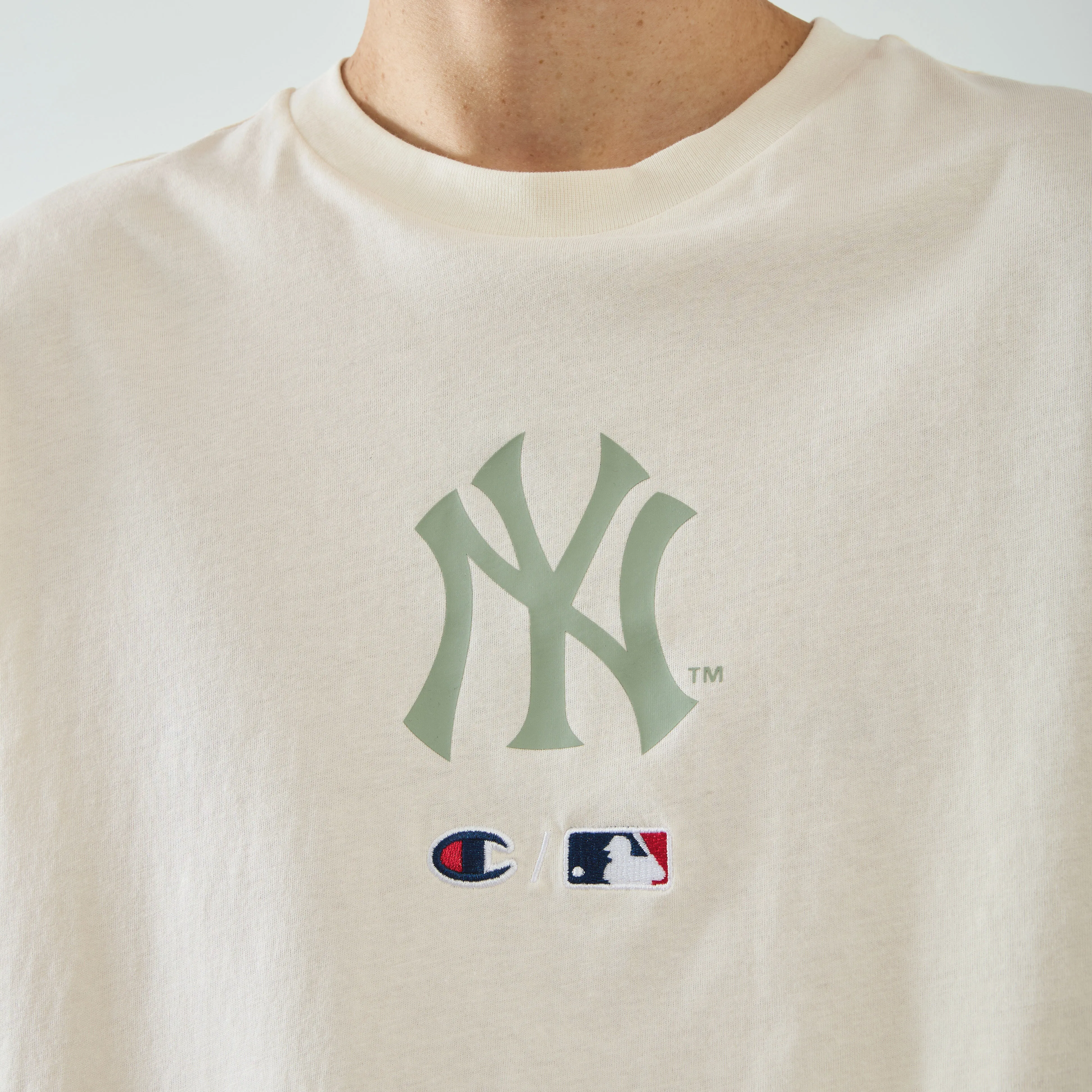 CHAMPION tee shirt new york yankees