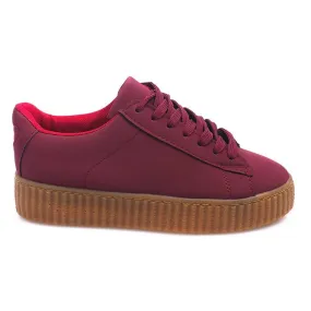 Creepers-laarzen op het AM-1101 rode platform rood