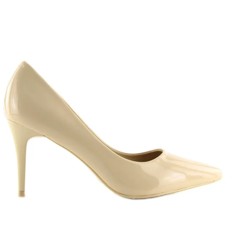 DAMES BEIGE LAKLEREN PUMPS LEI83 BEIGE