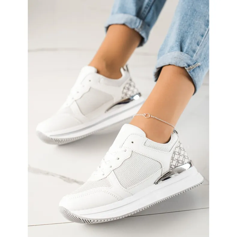 Diamantique Witte sneakers met mesh