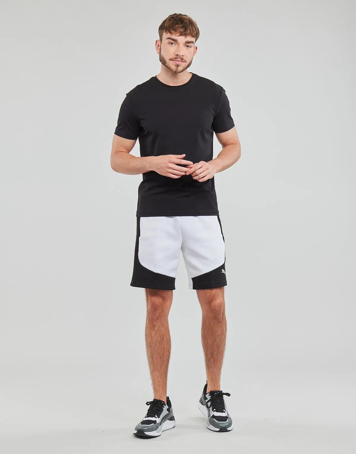 EVOSTRIPE SHORTS