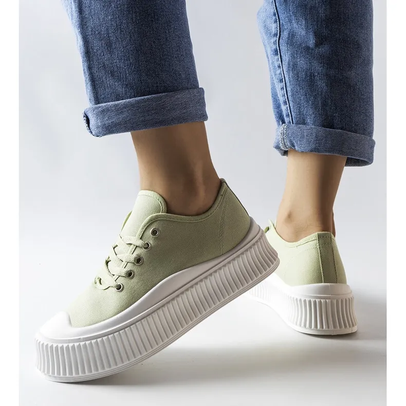 Groene sneakers met dikke zool van Wallace groente