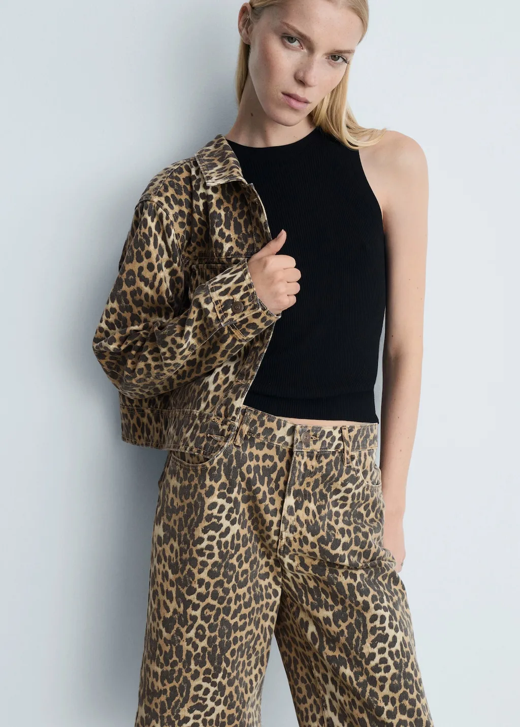 LEOPARD HIGHWAIST BERMUDA SHORTS