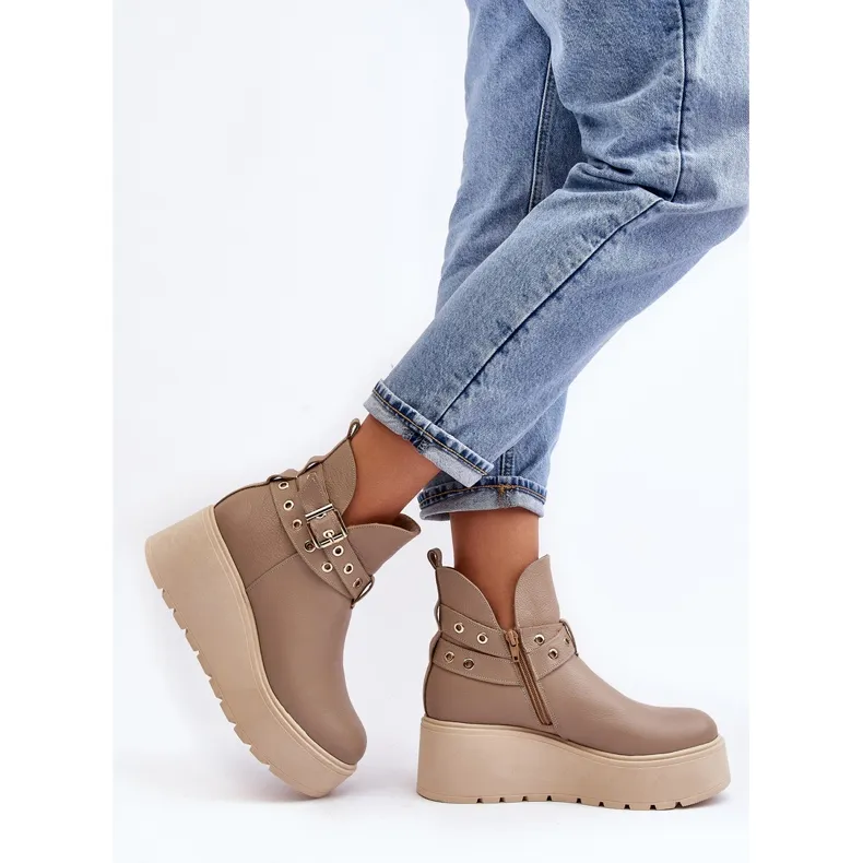 Leren dames enkellaarzen op een platform sleehak met bandjes Zazoo 1752 beige