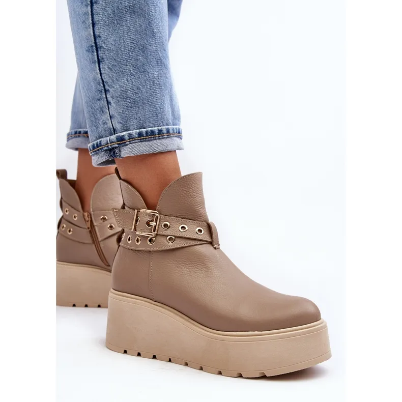 Leren dames enkellaarzen op een platform sleehak met bandjes Zazoo 1752 beige