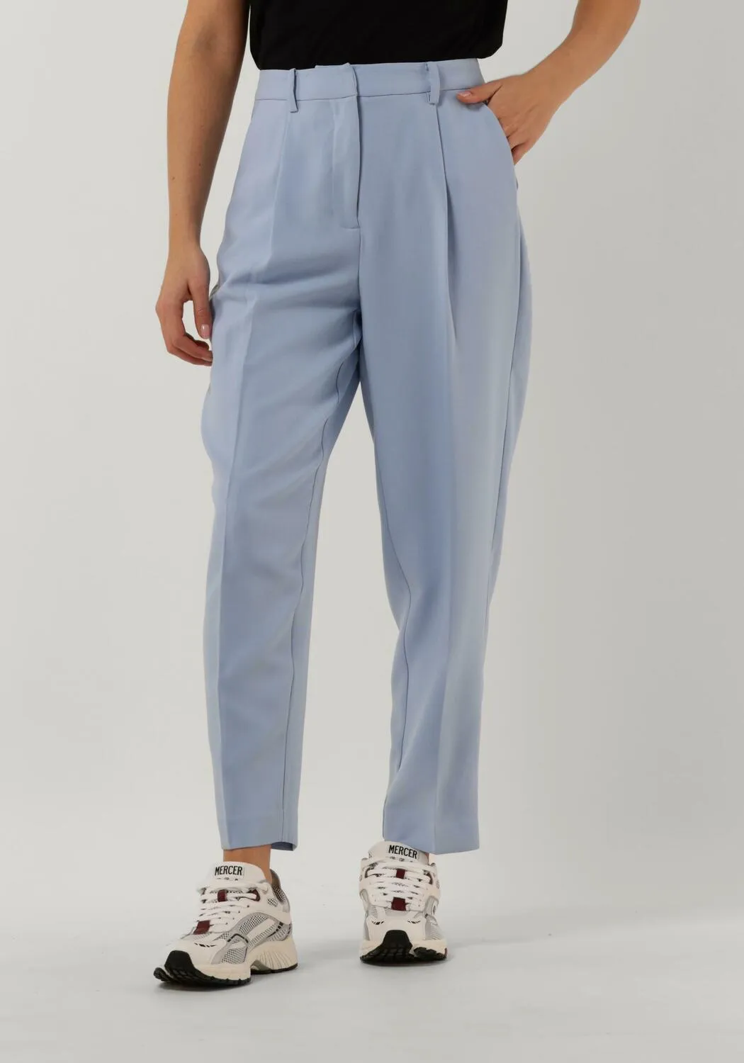 lichtblauwe bruuns bazaar pantalon cindysus dagny pants