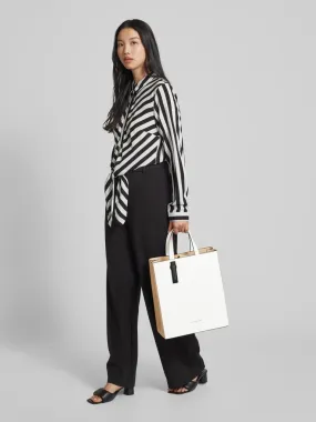 LIEBESKIND BERLIN Handtas van leer in two-tone-stijl in offwhite