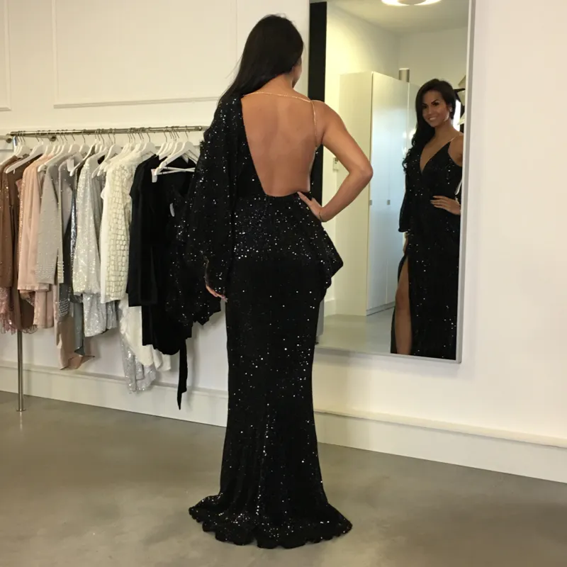 LUXURY BLACK AVONDJURK By Yessey 