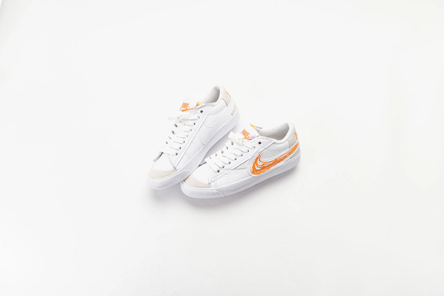 Nike Blazer Low '77 Jumbo White/Orange Trance/Sail