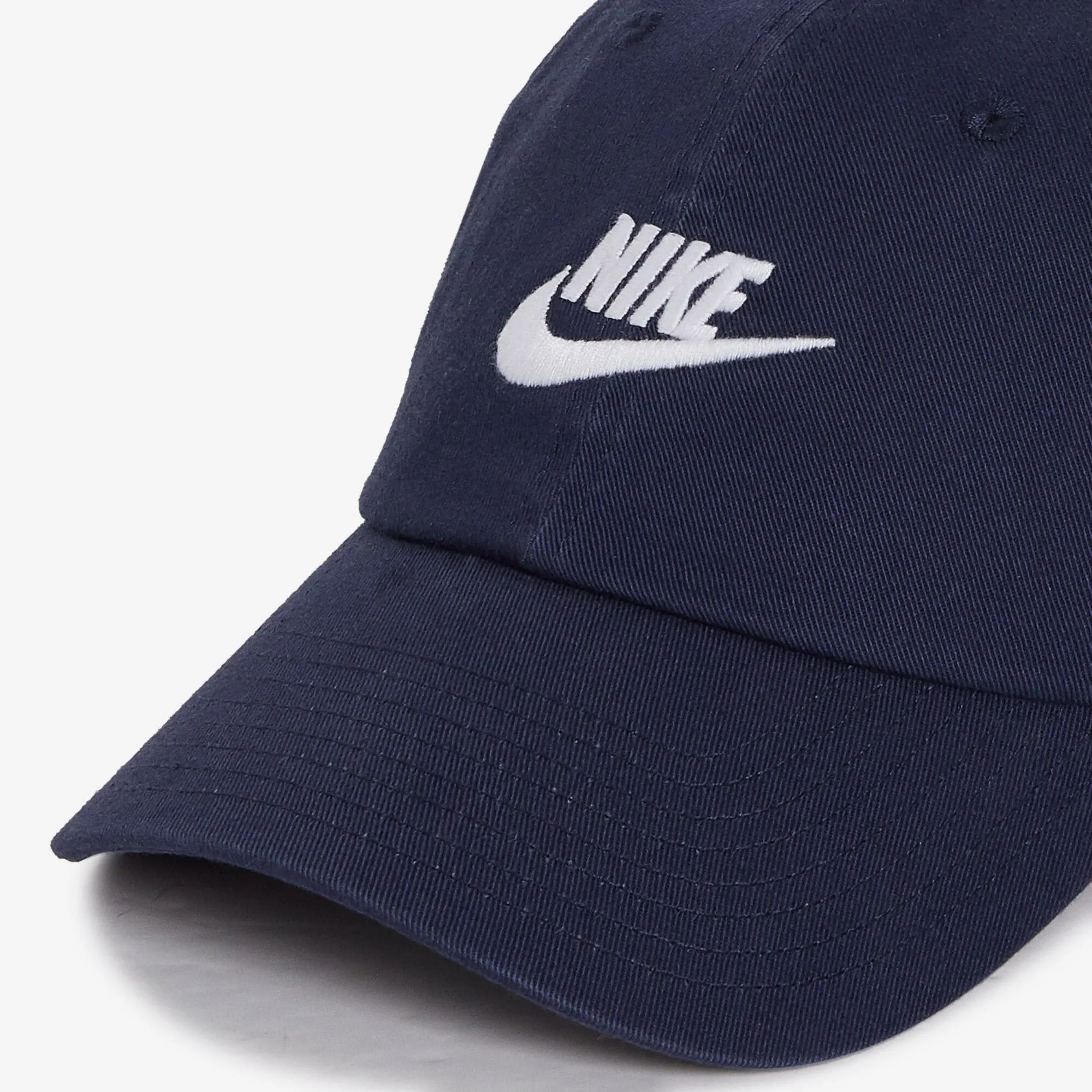 NIKE CASQUETTE CLUB FUTURA