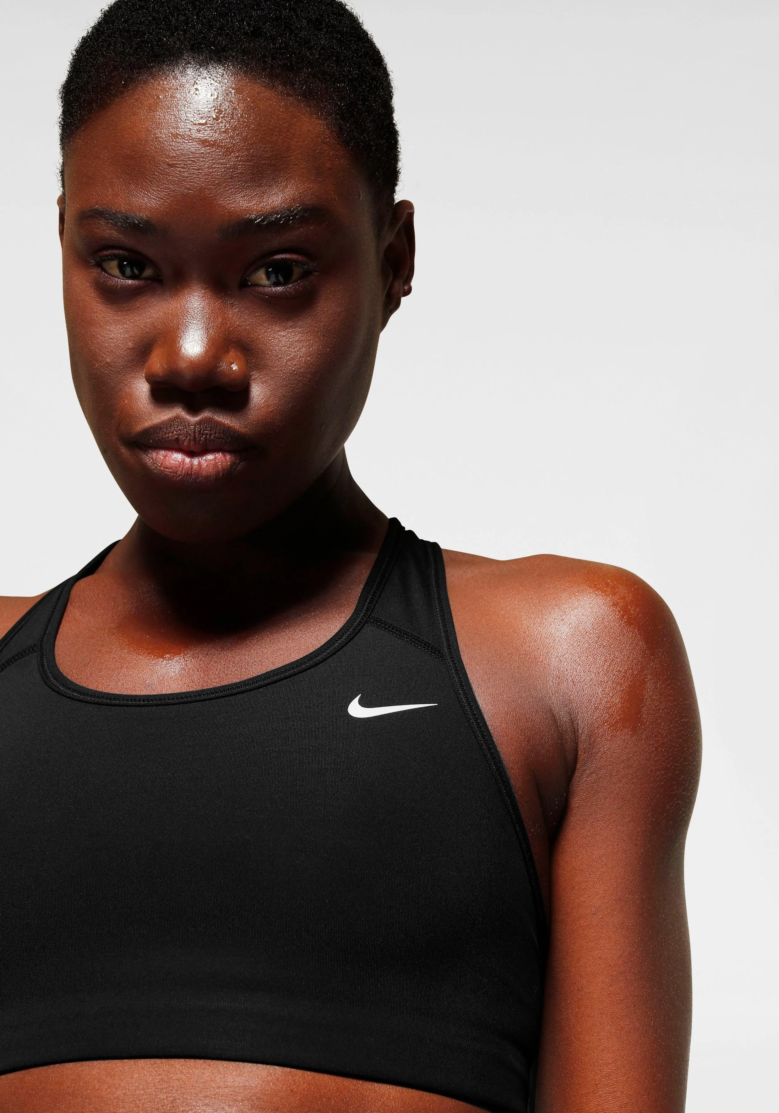 NIKE SPORTBH DRIFIT SWOOSH WOMEN'S MEDIUMSUPPORT NONPADDED SPORTS BRA