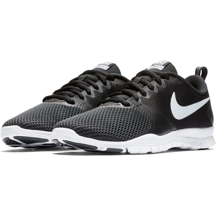 Nike WMNS FLEX ESSENTIAL TR