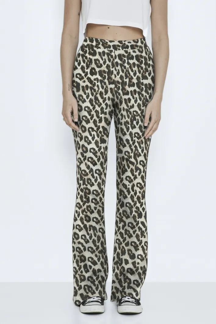 NMPASA HW FLARED PANTS BG NOOS 27015320 Black/LEO