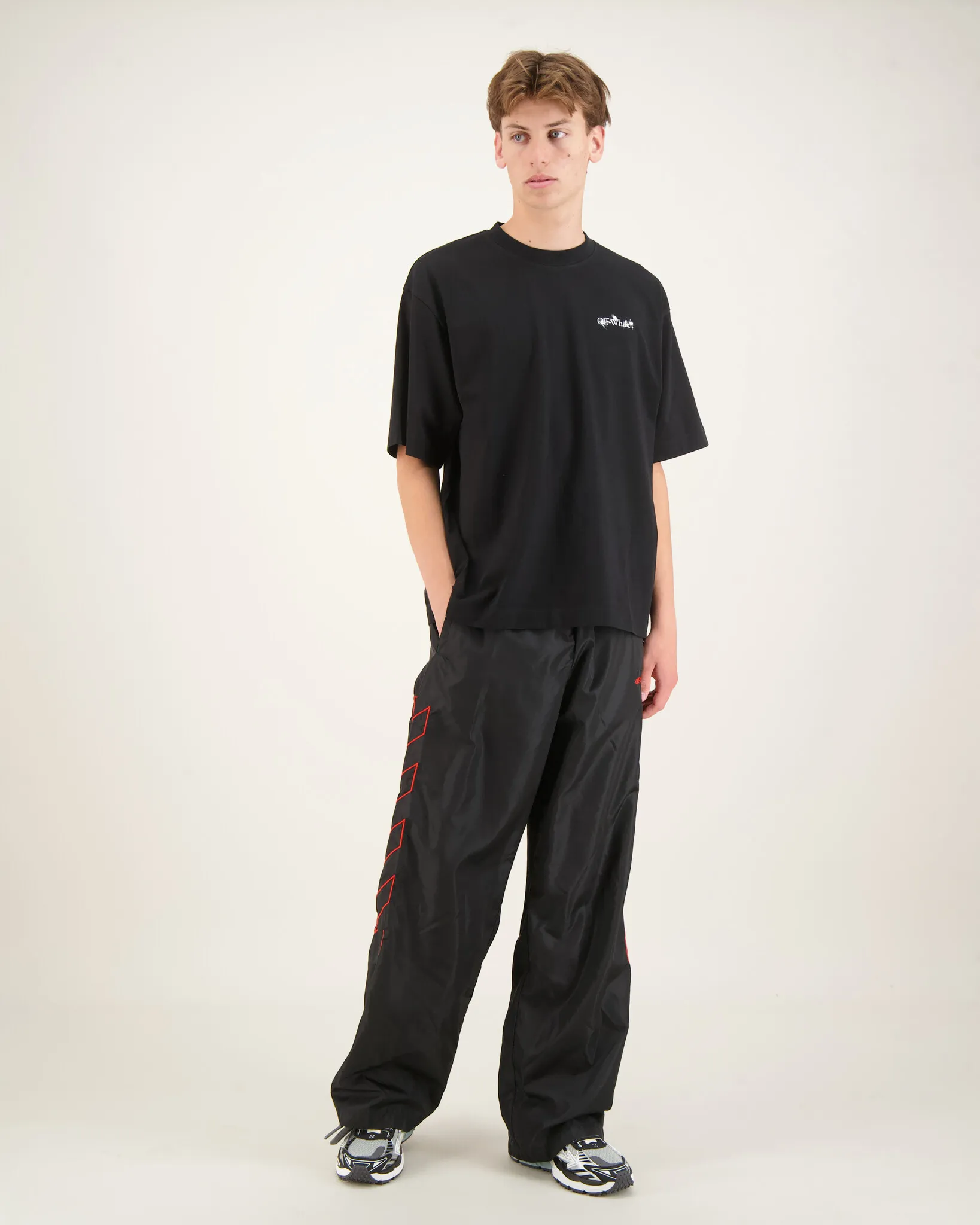 OFFWHITE OUTLINE DIAGONAL TRACK PANTS ZWART