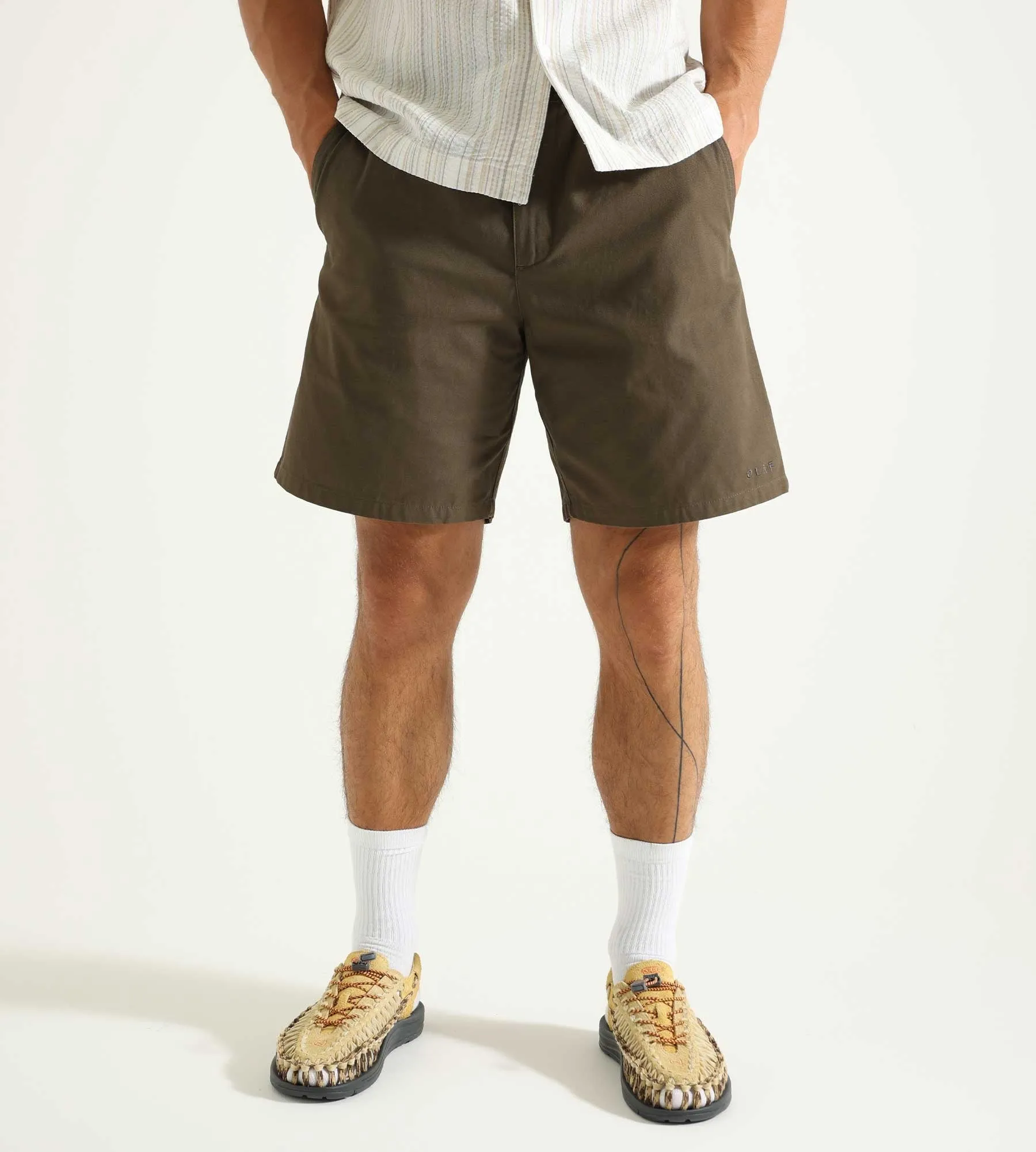 OLAF Embro Shorts Brown