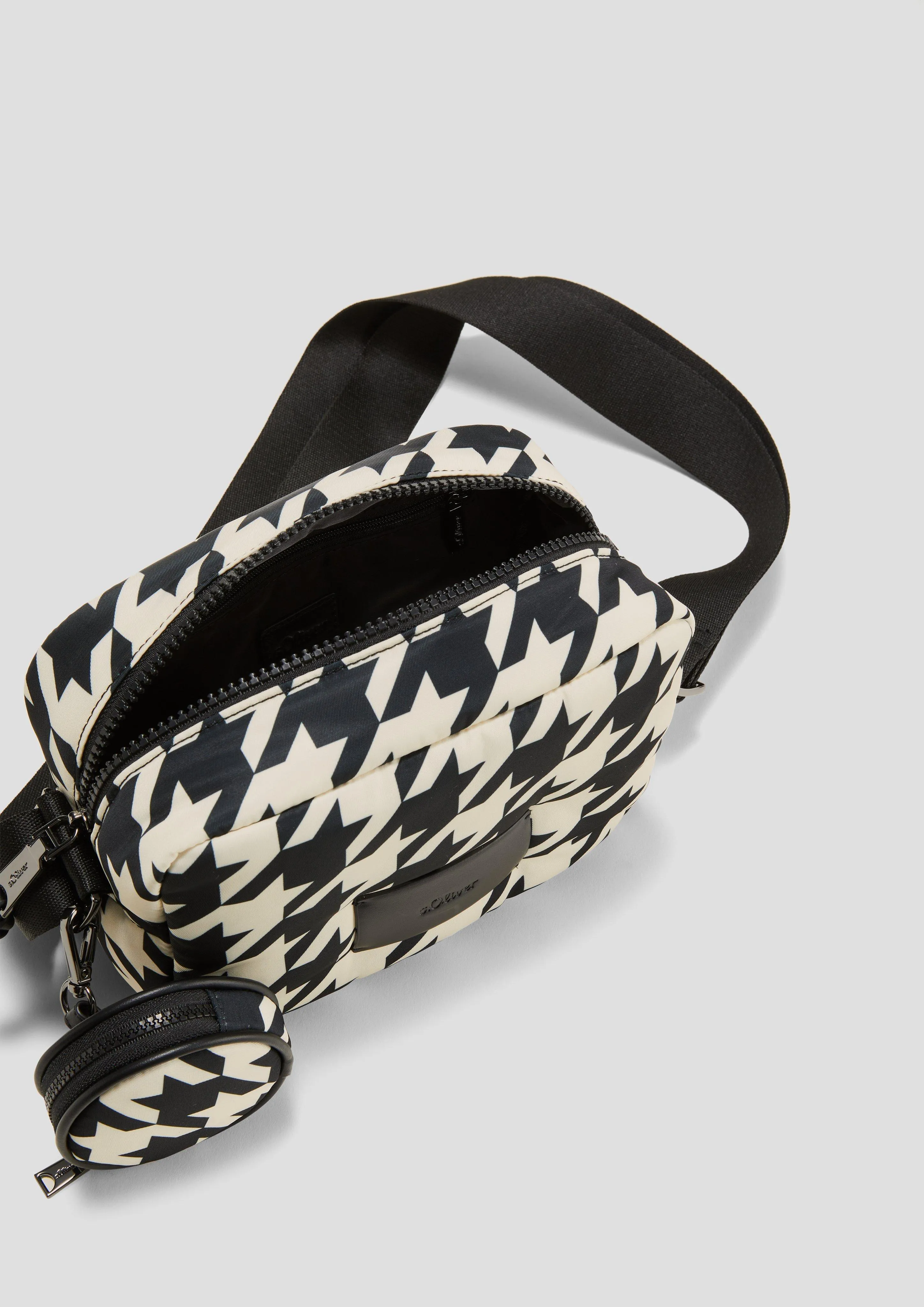 S.OLIVER CROSS BODY BAG MET PIEDDEPOULE