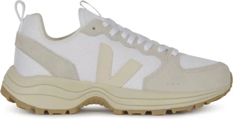 Veja Sneakers in gerecycleerd plastic Venturi White Pierre