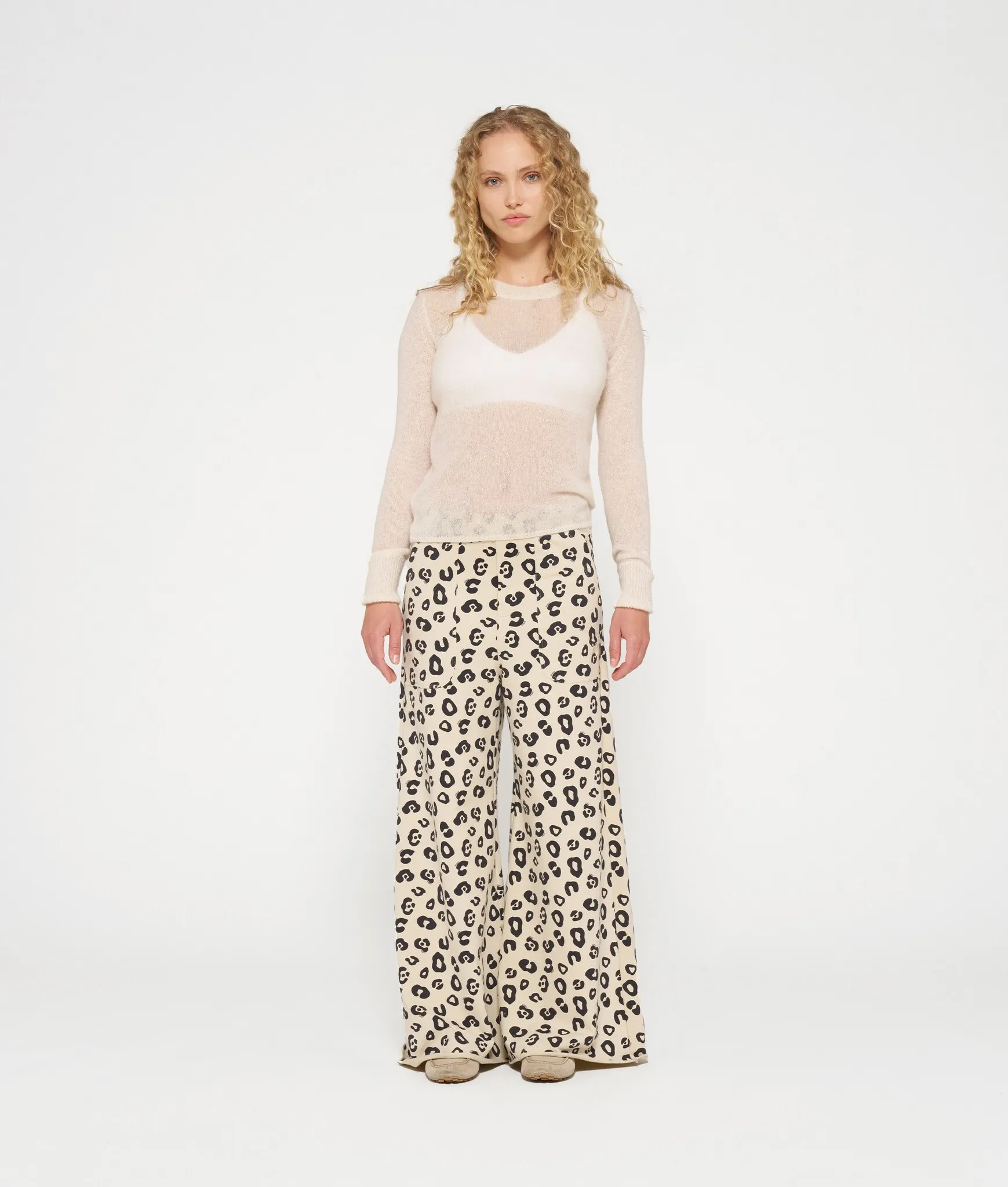 Wide Jogger Leopard Oyster 