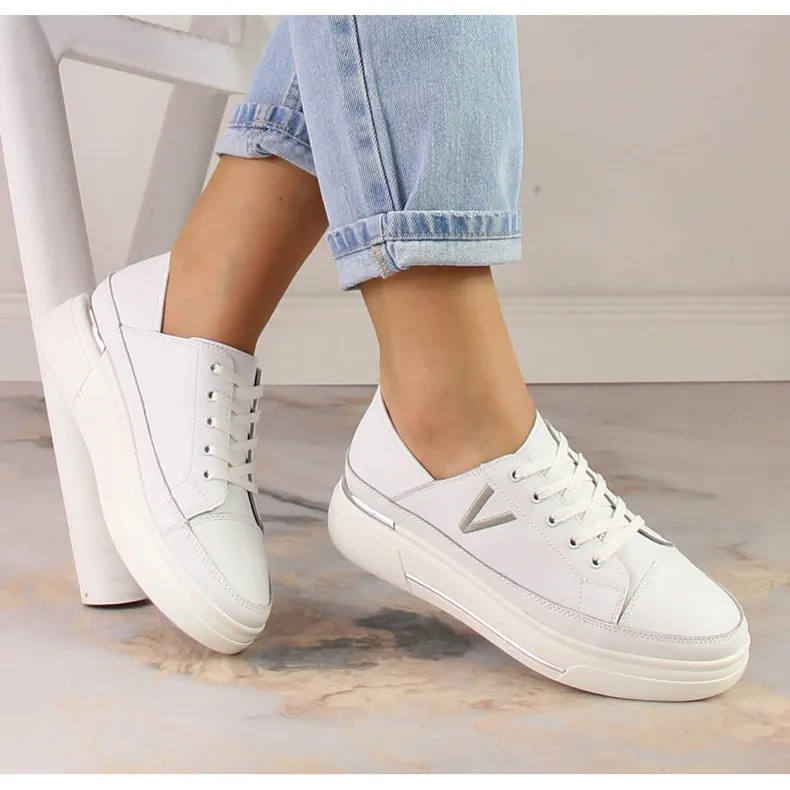 WITTE LEREN DAMES SPORTSCHOENEN VINCEZA SG237857