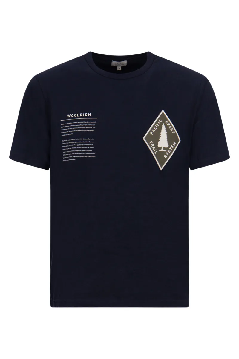 WOOLRICH TSHIRT GRAPHIC PATCH TEE BLAUW