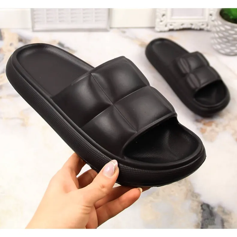 Zwarte gewatteerde platformslippers voor dames Vinceza 48800